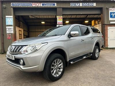 Silver Used 2016 Mitsubishi L200 Warrior Pickup | £9,995 (Super price)