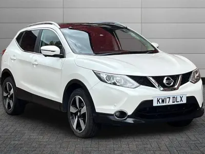 Usado Nissan Qashqai N-Connecta 130 CV (95 kW) 2017 Blanco SUV