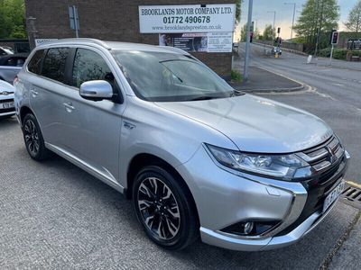 Mitsubishi Outlander P-HEV