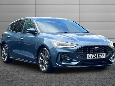 Used Ford Focus ST-Line 125 HP (91 kW) 2024 Blue Hatchback