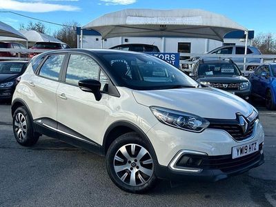 Used Renault Captur Play 90 HP (66 kW) 2019 White SUV