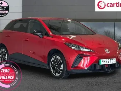 Used MG MG4 EV SE 125 kW (170 HP) 2022 Red Hatchback