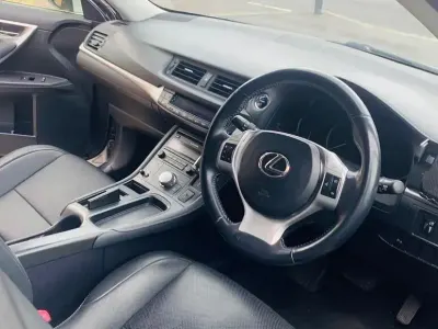 Used Lexus CT200h