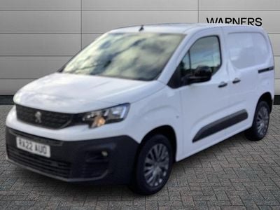White Used 2022 Peugeot Partner Premium MPV | £10,995 (Fair price)