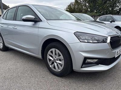 Brilliant silver metallic New 2025 Skoda Fabia SE Hatchback | £17,995 (Fair price)