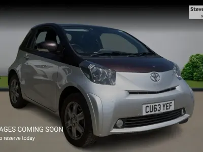 Used Toyota iQ 2013 Multicoloured Hatchback