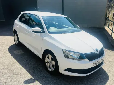Used Skoda Fabia SE 2016 White Hatchback