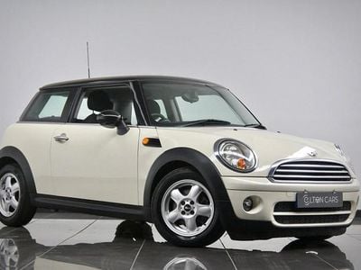 Used Mini Cooper D Hatch 2010 White Hatchback