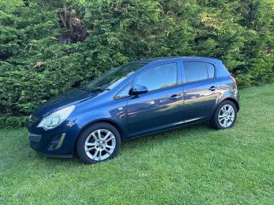 Used Vauxhall Corsa 2011 Blue Hatchback