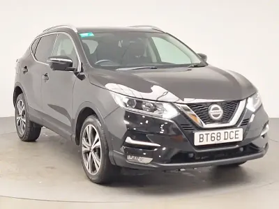 Used Nissan Qashqai N-Connecta 140 HP (102 kW) 2018 Black SUV