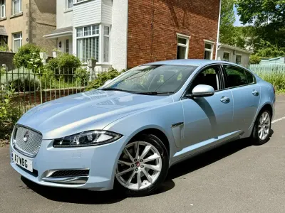 Used Jaguar XF Premium Luxury 200 HP (147 kW) 2014 Silver Sedan
