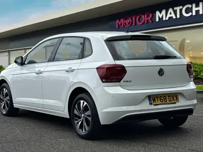 Begagnad VW Polo SE 2018 Vit Halvkombi