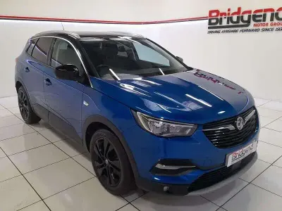Used Vauxhall Grandland X Design Edition 130 HP (95 kW) 2019 Blue SUV