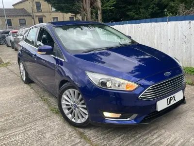 Used Ford Focus Titanium X 120 HP (88 kW) 2016 Blue Hatchback