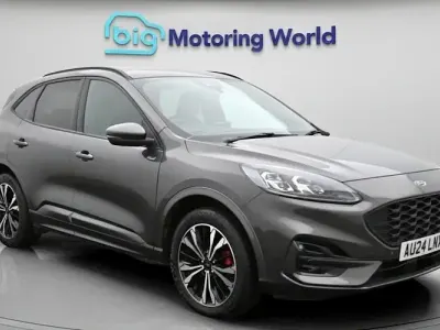 Begagnad Ford Kuga ST-Line X 224 HK (164 kW) 2023 SUV