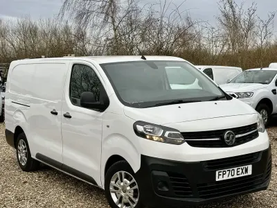 Gebraucht Vauxhall Vivaro S 120 PS (88 kW) 2020 Weiß Van / Kleinbus