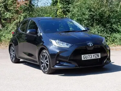 Used Toyota Yaris Design 113 HP (83 kW) 2023 Black Hatchback