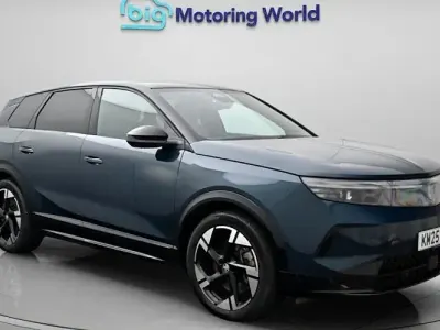 Used Vauxhall Grandland Ultimate 239 kW (325 HP) 2025 Blue SUV