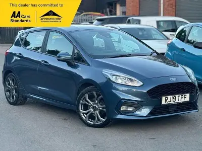 Używany Ford Fiesta ST-Line 100 KM (73 kW) 2019 Niebieski Hatchback