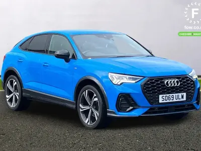 Usado Audi Q3 Performance 150 HP (110 kW) 2020 Azul SUV