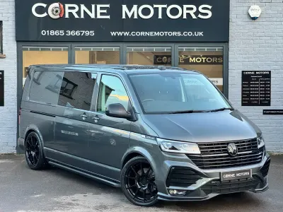 Begagnad VW Transporter Sportline 204 HK (150 kW) 2023 Grå Van