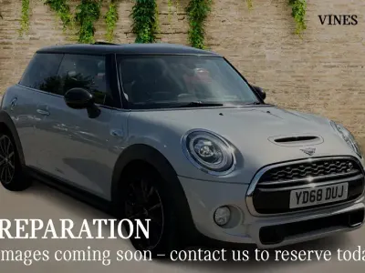 Used Mini Cooper S Hatch 192 HP (141 kW) 2018 Silver Hatchback