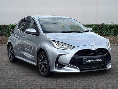 Used Toyota Yaris Hybrid Design 2025 Silver Hatchback
