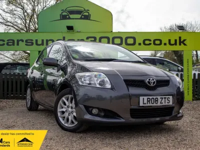 Usado Toyota Auris T3 124 HP (91 kW) 2008 Cinzento Citadino