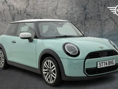 Used Mini Cooper S Hatch 201 HP (147 kW) 2024 Green Hatchback