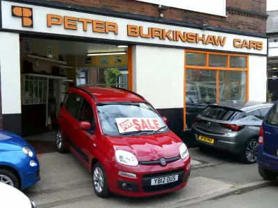 Used Fiat Panda Lounge 69 HP (50 kW) 2012 Red Hatchback