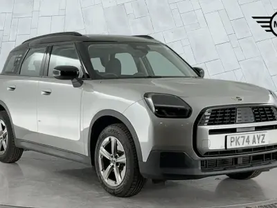 Usado Mini Countryman 168 CV (123 kW) 2024 Plateado SUV
