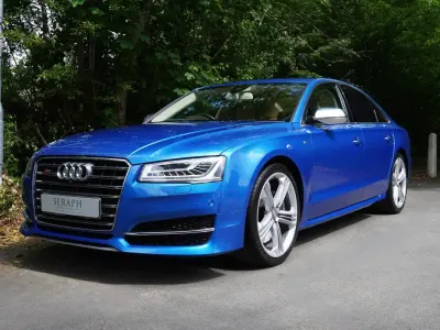 Used Audi S8 Comfort 520 HP (382 kW) 2015 Blue Sedan