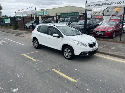 Used Peugeot 2008 Active 68 HP (50 kW) 2015 White SUV