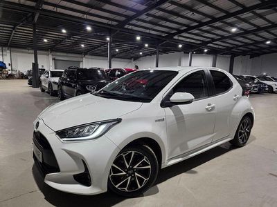 White Used 2020 Toyota Yaris Hybrid Design Hatchback | £14,240 (Good price)