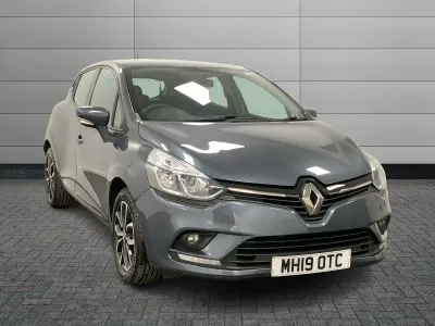Used Renault Clio Play 76 HP (55 kW) 2019 Grey  Hatchback