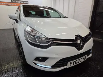 Used Renault Clio Iconic 2018 White Hatchback