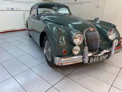 Used Jaguar XK 220 HP (161 kW) 1960 Green Hatchback