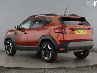 Used Dacia Duster Extreme 2025 Brown SUV