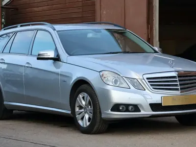 Used Mercedes E200 SE 2009 Silver Estate