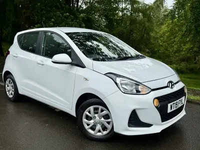 Used Hyundai i10 SE 87 HP (63 kW) 2019 White Hatchback