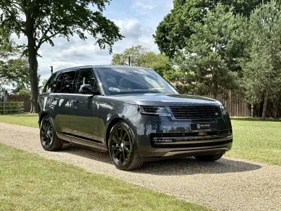 Used Land Rover Range Rover SE 2023 Grey SUV