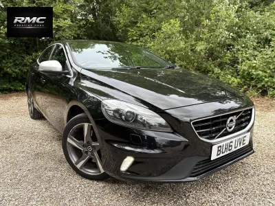 Used Volvo V40 R-Design 150 HP (110 kW) 2016 Black Hatchback