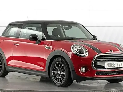 Used Mini Cooper Classic 136 HP (100 kW) 2021 Hatchback