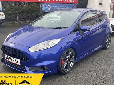 Używany Ford Fiesta ST 2016 Niebieski Hatchback