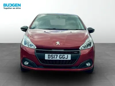 Usado Peugeot 208 GT-line 108 CV (79 kW) 2017 Rojo Utilitario