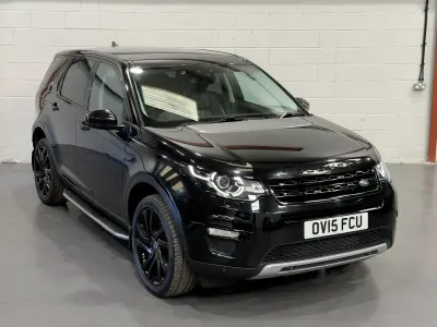 Used Land Rover Discovery 4 HSE Luxury 190 HP (139 kW) 2015 Black SUV