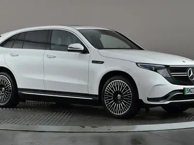 Usado Mercedes EQC400 AMG Line Premium 300 kW (408 CV) 2023 Blanco SUV