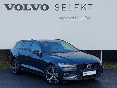 New Volvo V60 Plus 197 HP (144 kW) 2025 Blue Estate