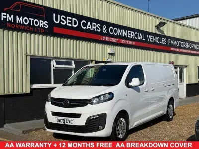 Gebraucht Vauxhall Vivaro Sportive 100 PS (73 kW) 2021 Weiß Van / Kleinbus