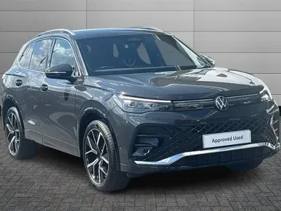 Used VW Tiguan R-line 150 HP (110 kW) 2025 Urano grey SUV
